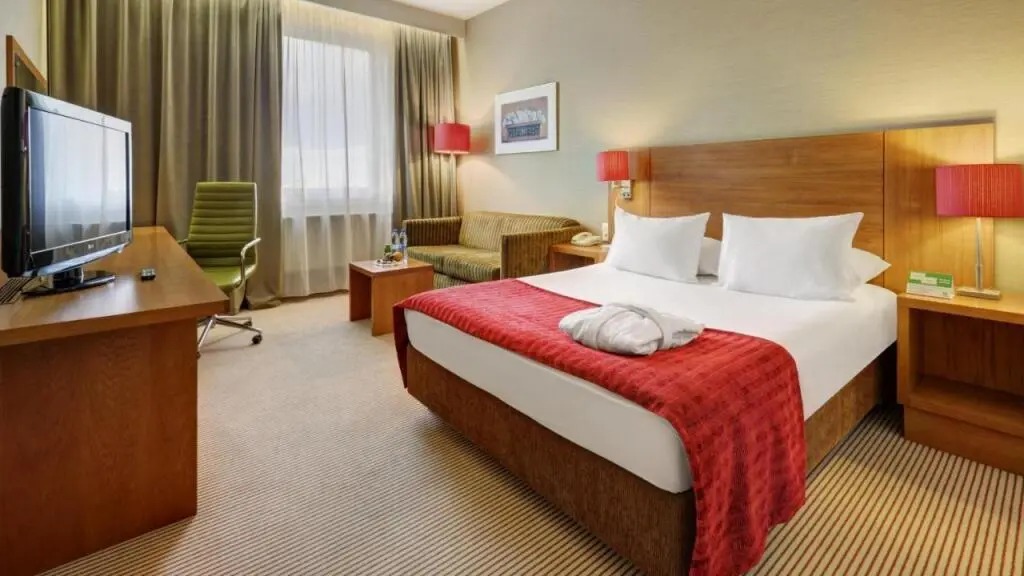 هتل هالیدی این مسکو سوشفسکی